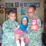 Babinsa Tirtayasa Antar Sapiyah Berobat ke RSDP Serang