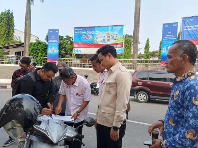 Fauzi Desviandy Verifikasi Calon Penerima Becak Listrik Bantuan Presiden di Cilegon