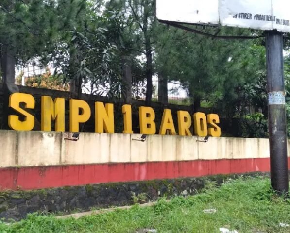 Revitalisasi SMPN 1 Baros Disambut Positif, Wali Murid Harapkan Ruang Kelas Lebih Nyaman